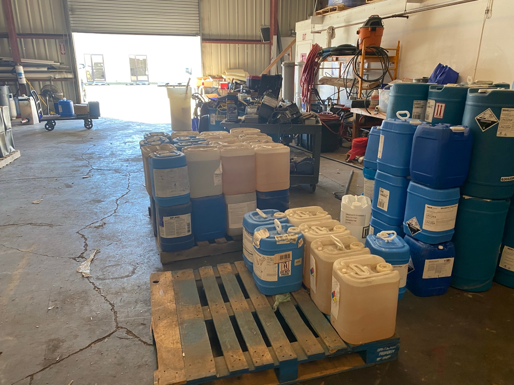 Industrial Solvent & Chemical Pallet Removal – Ecolab