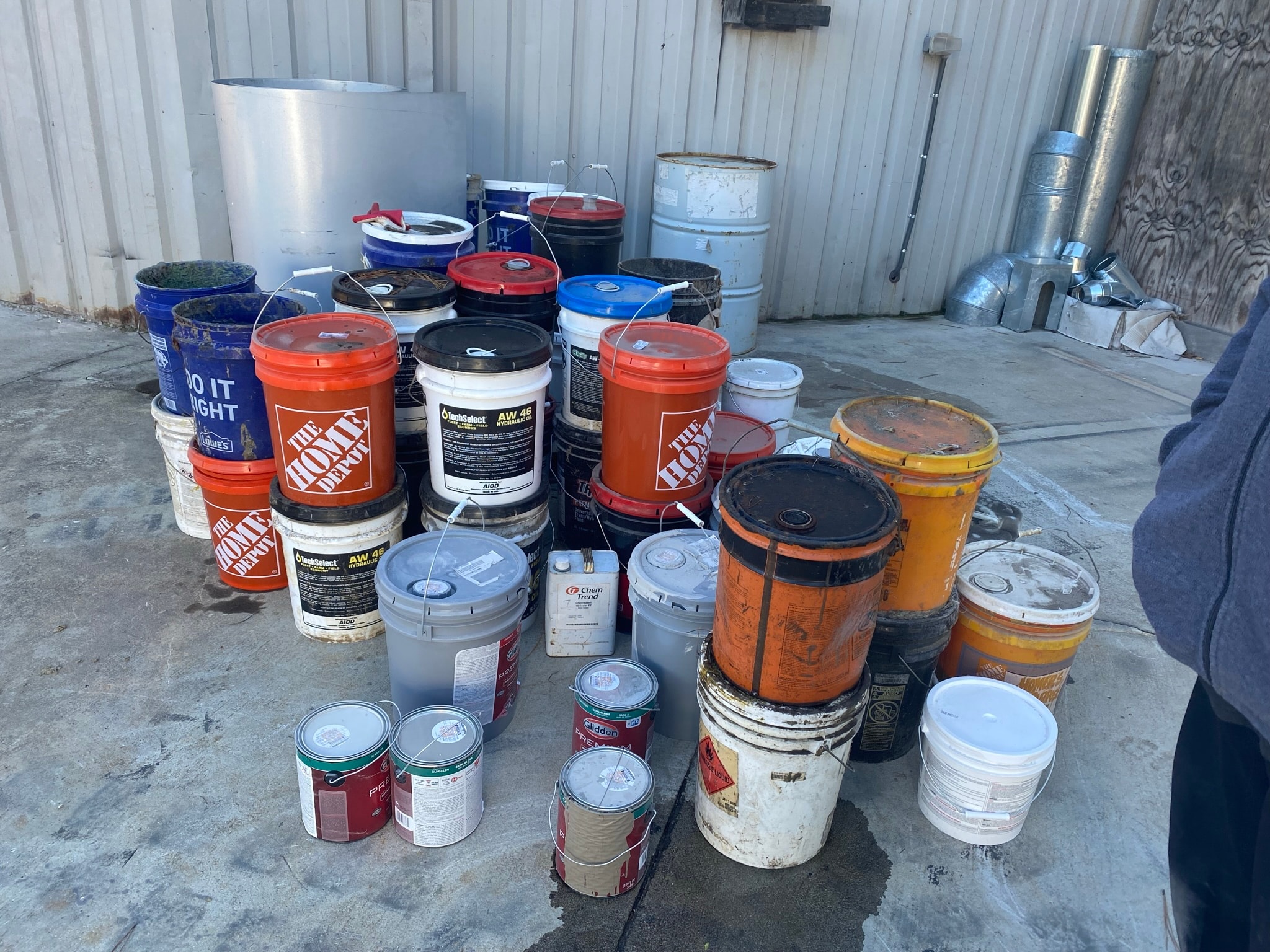 Mixed Waste Cleanout – Dallas, GA